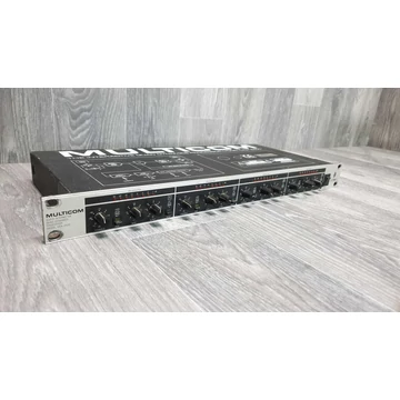 Behringer MDX 2400