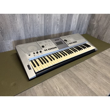Yamaha PSR e413