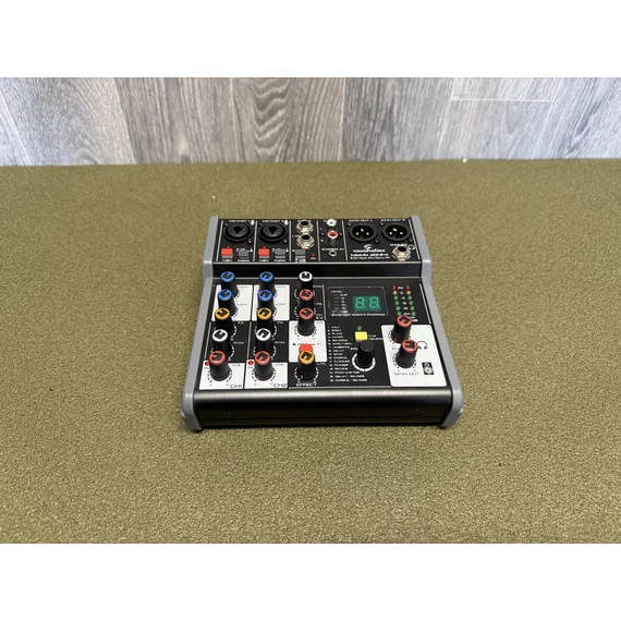 Soundstation Miomix204fx