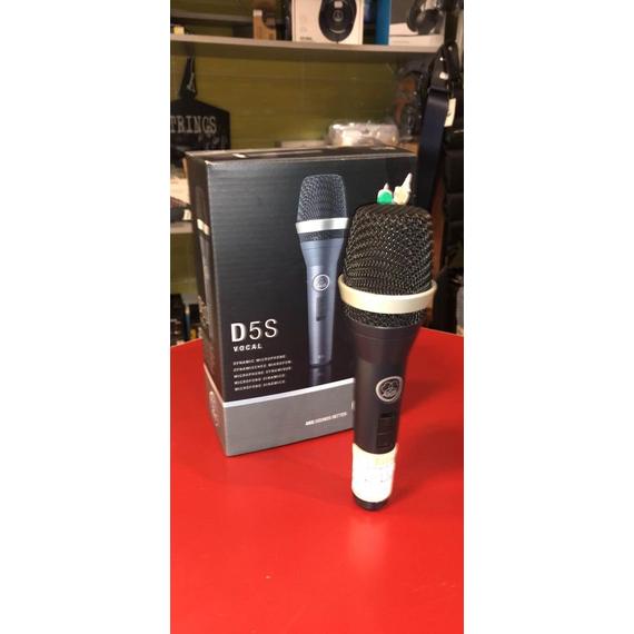 Akg D5 s kapcsolós ének mikrofon (Használt)
