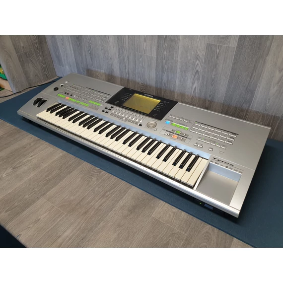 Yamaha Tyros 1